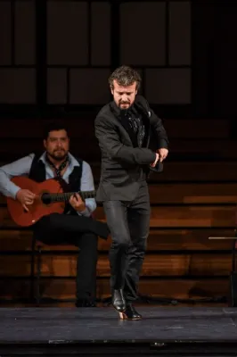  Zapateado - Een Vurig Flamenco-Epos Met Onstuimige Ritmes En Hartverscheurende Gitaren